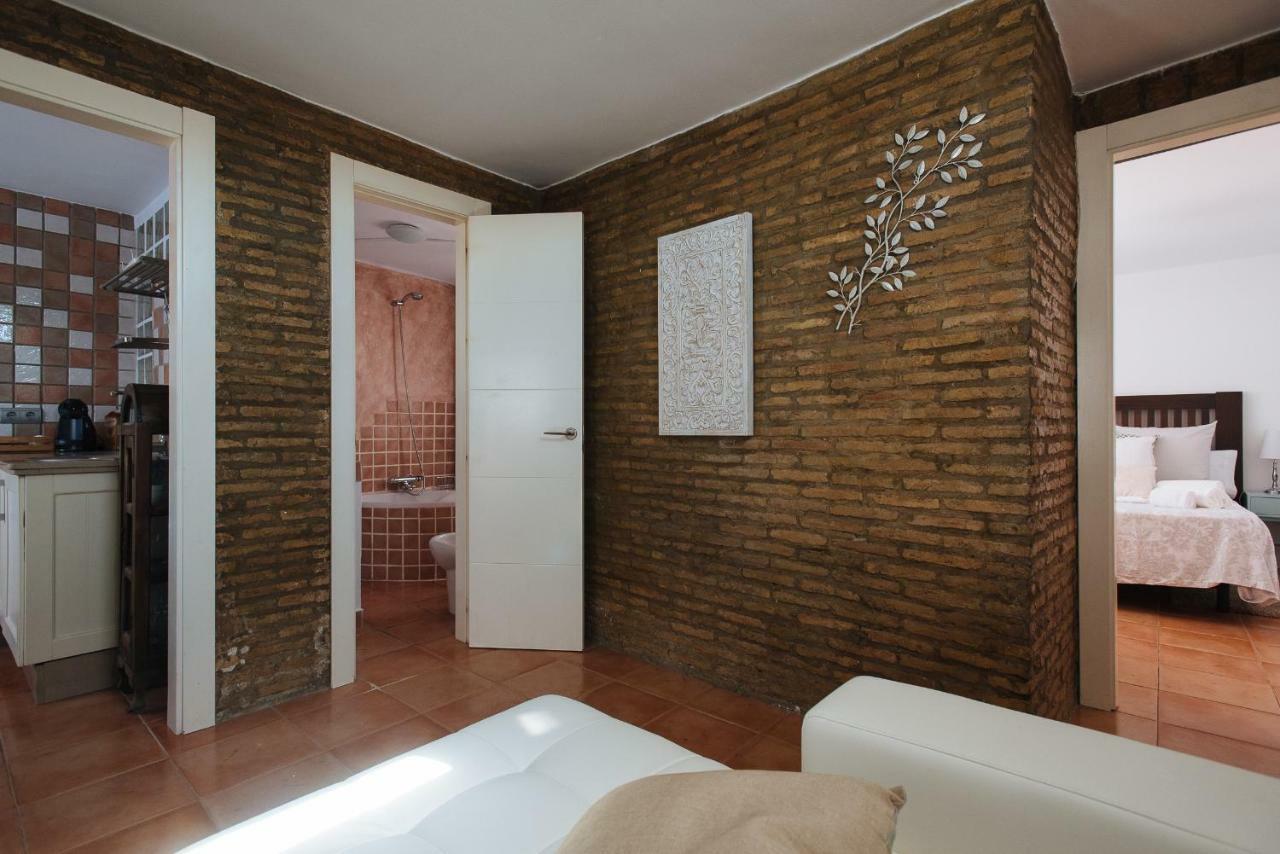 Cozy Attic With Terrace- 1Bd 1Bth- San Vicente Apartamento Sevilha Exterior foto
