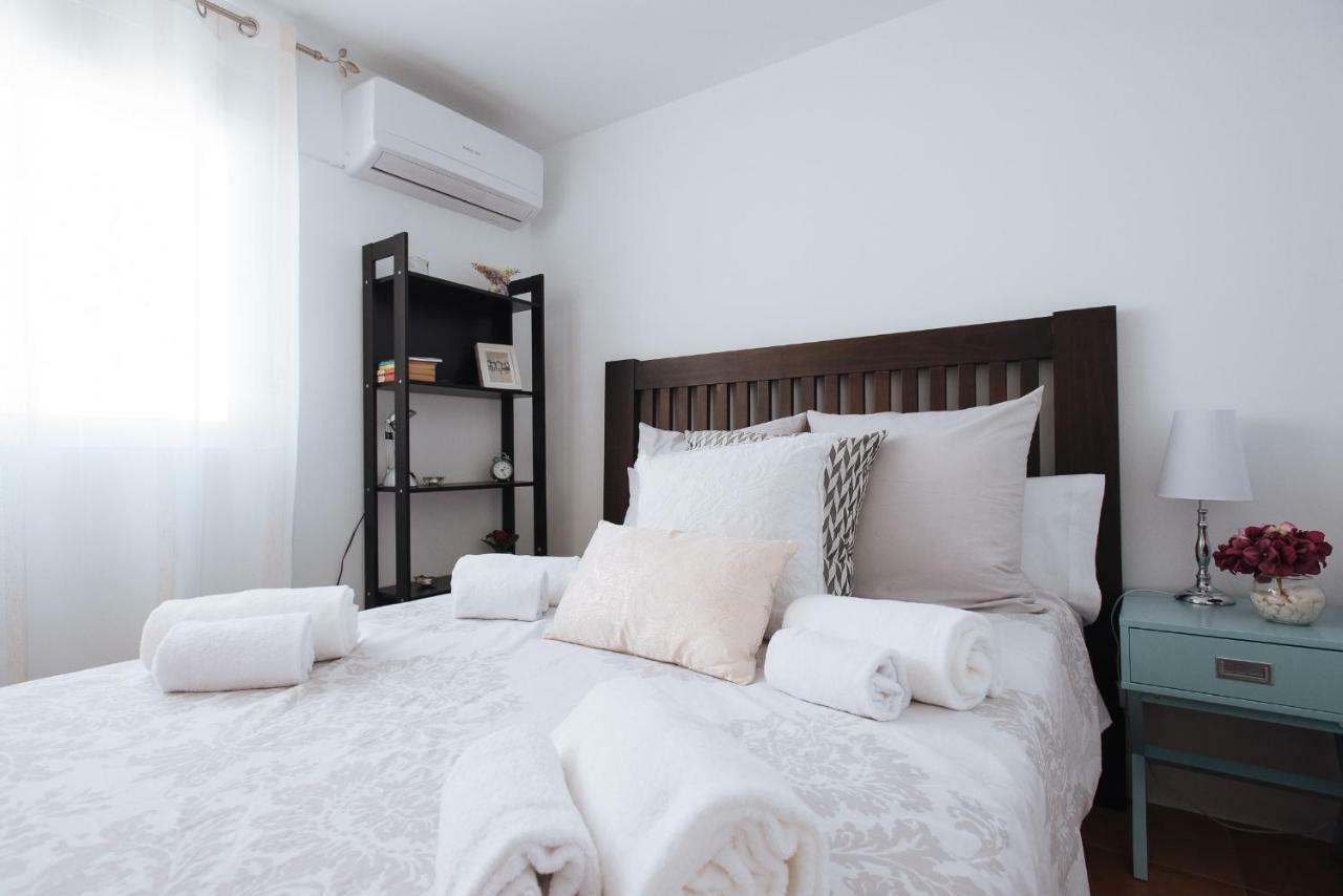Cozy Attic With Terrace- 1Bd 1Bth- San Vicente Apartamento Sevilha Exterior foto