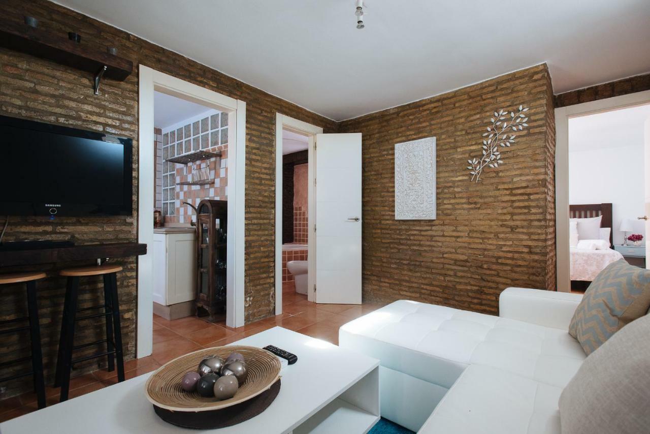 Cozy Attic With Terrace- 1Bd 1Bth- San Vicente Apartamento Sevilha Exterior foto