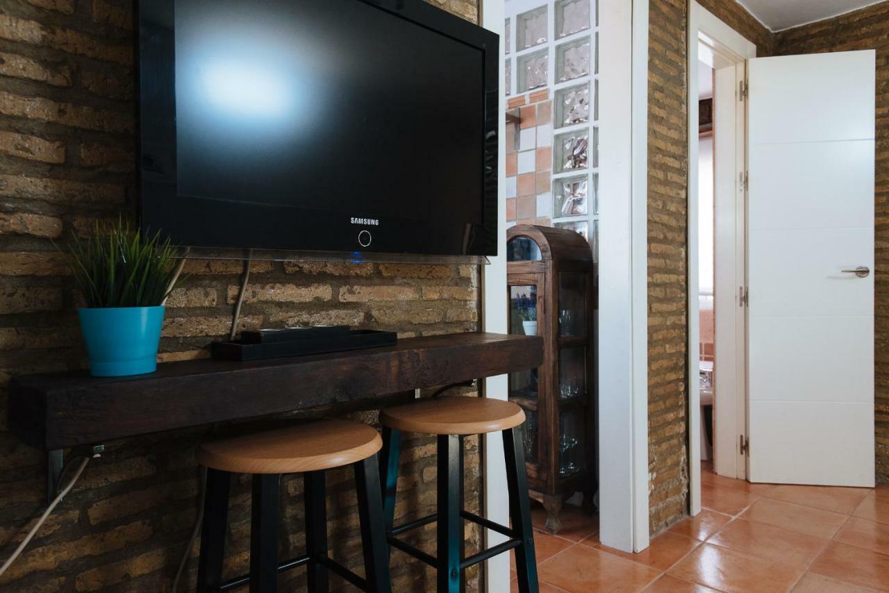Cozy Attic With Terrace- 1Bd 1Bth- San Vicente Apartamento Sevilha Exterior foto